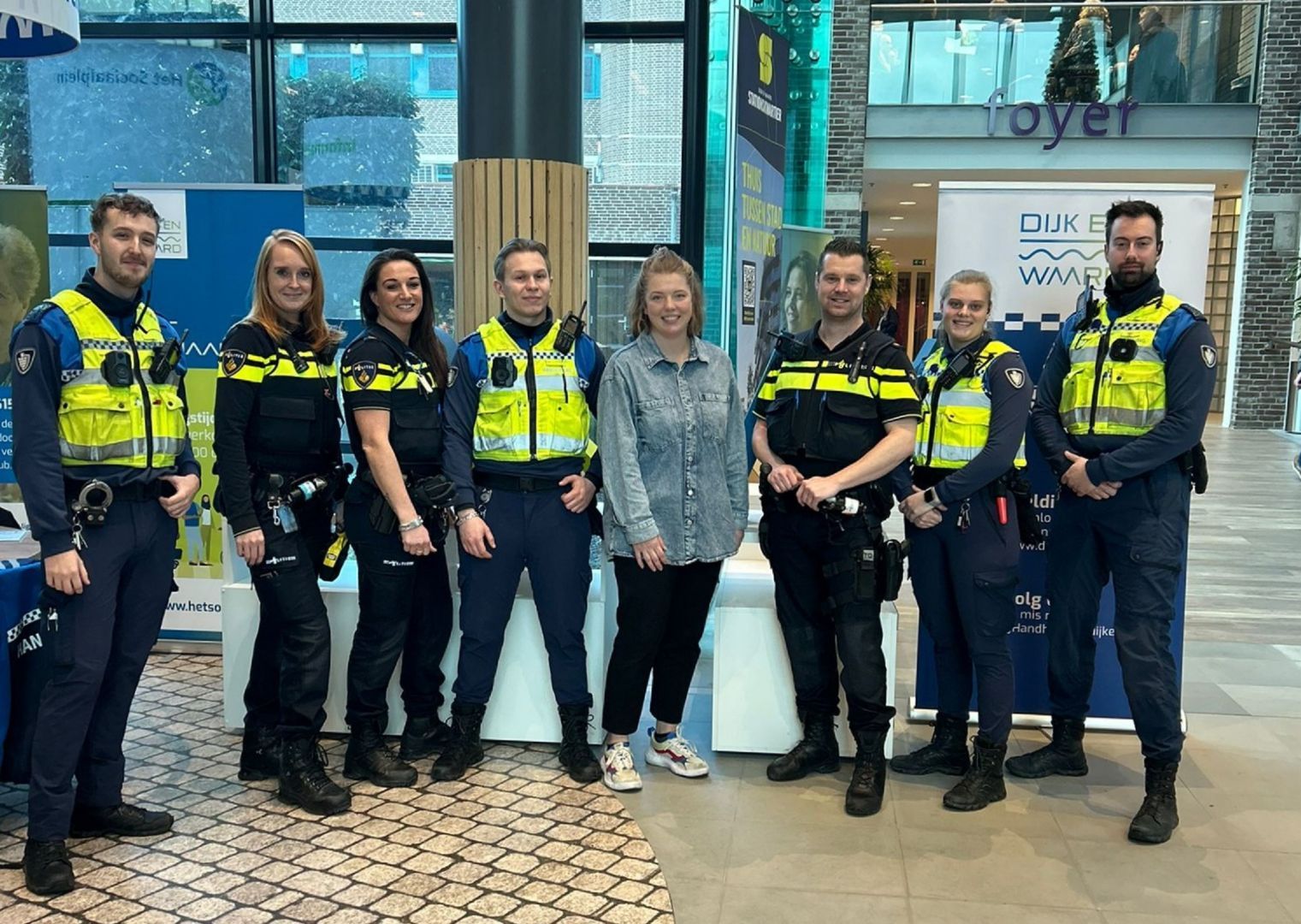 Buurtbemiddeling Dijk en Waard sluit aan bij spreekuur wijkagenten en BOA’s